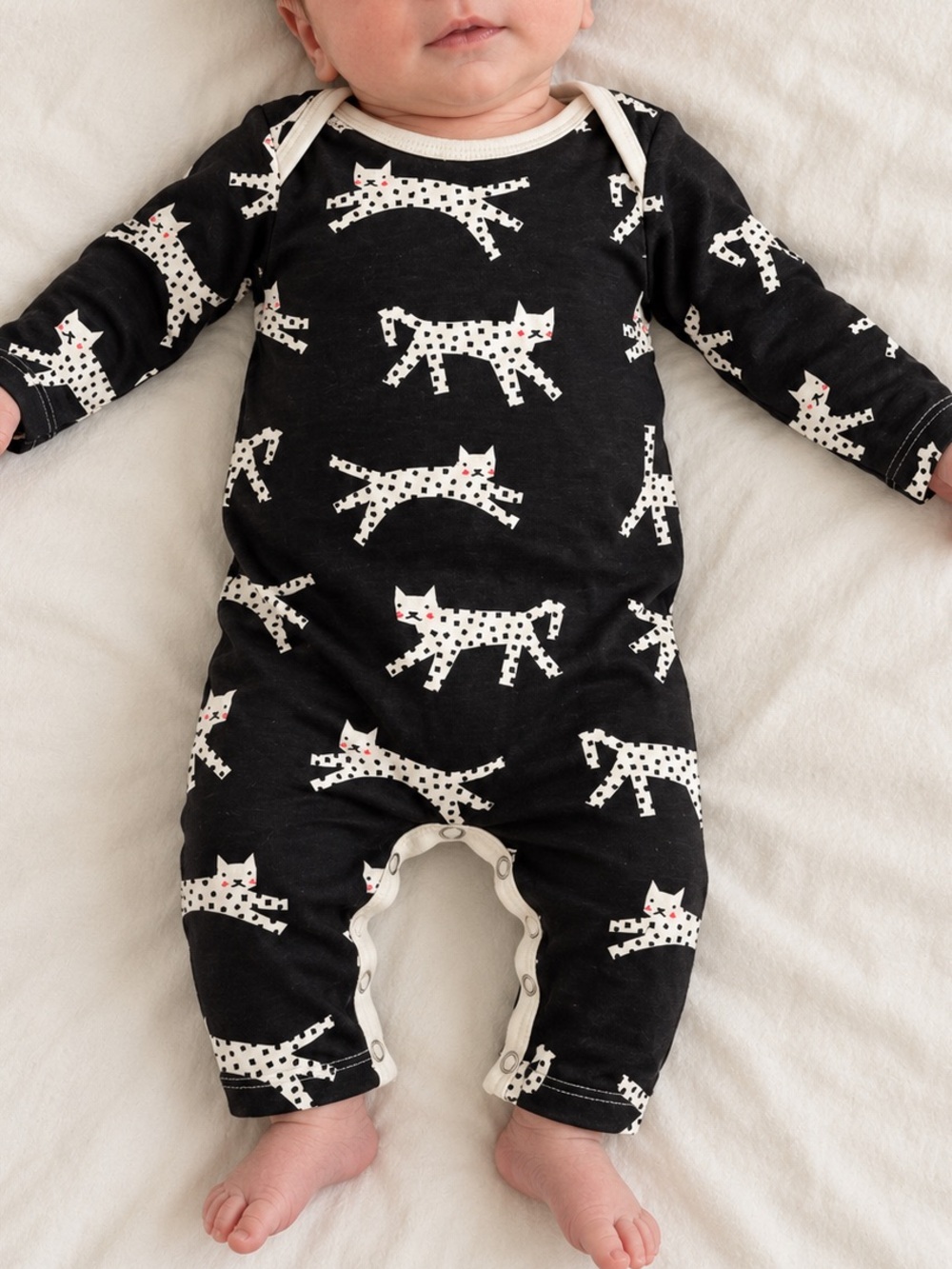 Winter Water Factory Organic Cotton Cat Print Romper Newborn 0M Black White